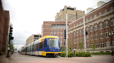 051718-Metro-Transit-Green-Line-train.jp