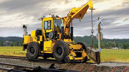 Pettibone’s “do-it-all” rail crane, the Speed Swing 445F